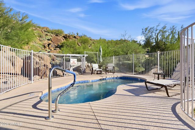 2233 E BEHREND Drive 41, Phoenix, AZ 85024