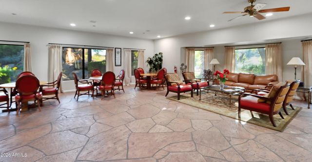 2233 E BEHREND Drive 41, Phoenix, AZ 85024
