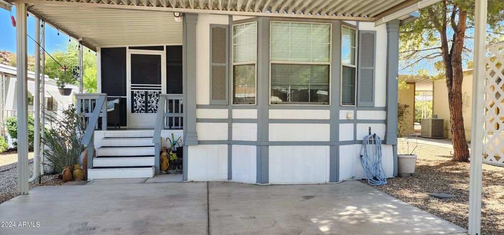 2233 E BEHREND Drive 41, Phoenix, AZ 85024