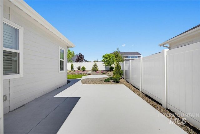 8104 W Brooks Drive, Boise, ID 83714