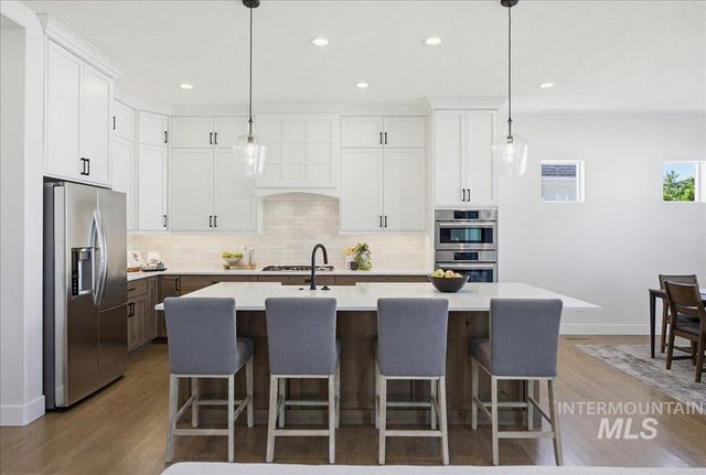 8104 W Brooks Drive, Boise, ID 83714