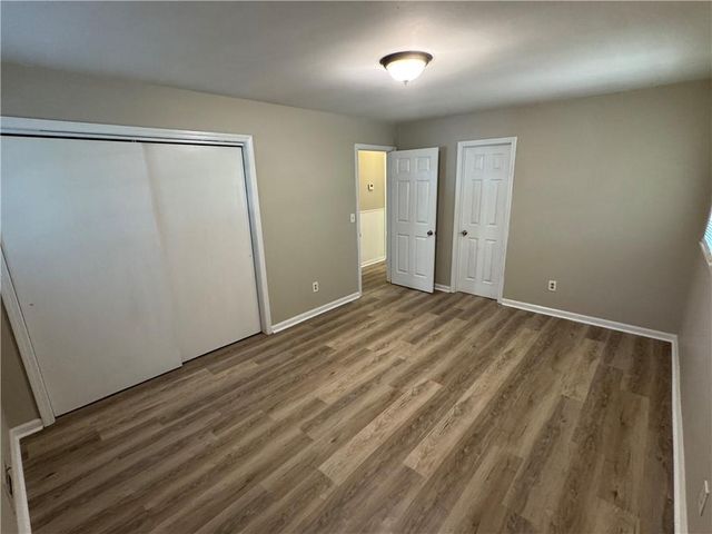 5594 Laurel Lane NW, Lilburn, GA 30047