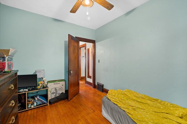 1724 S 72nd STREET, Milwaukee, WI 53214