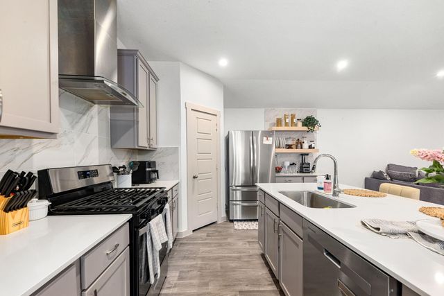 12902 Wempe Way, Houston, TX 77047