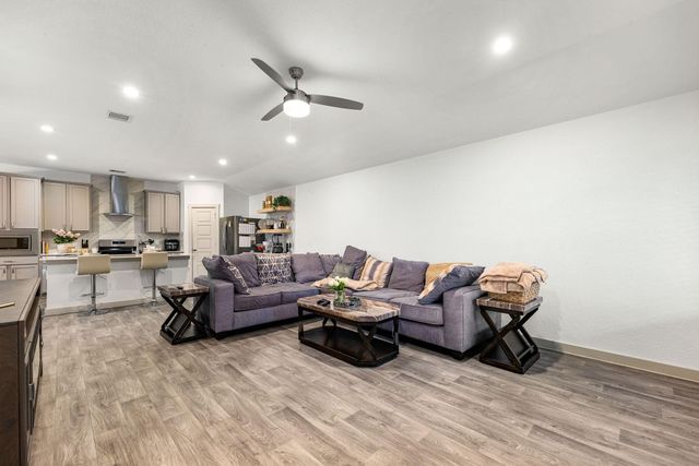 12902 Wempe Way, Houston, TX 77047