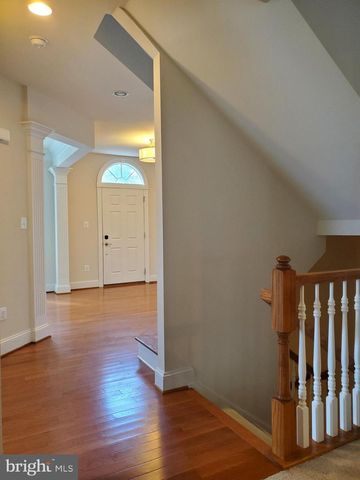 411 GREENEBAUM LN, Gaithersburg, MD 20878