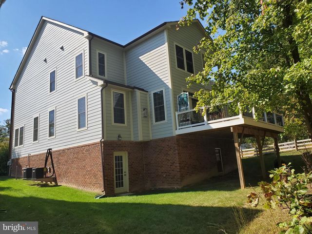 411 GREENEBAUM LN, Gaithersburg, MD 20878