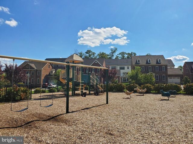 411 GREENEBAUM LN, Gaithersburg, MD 20878