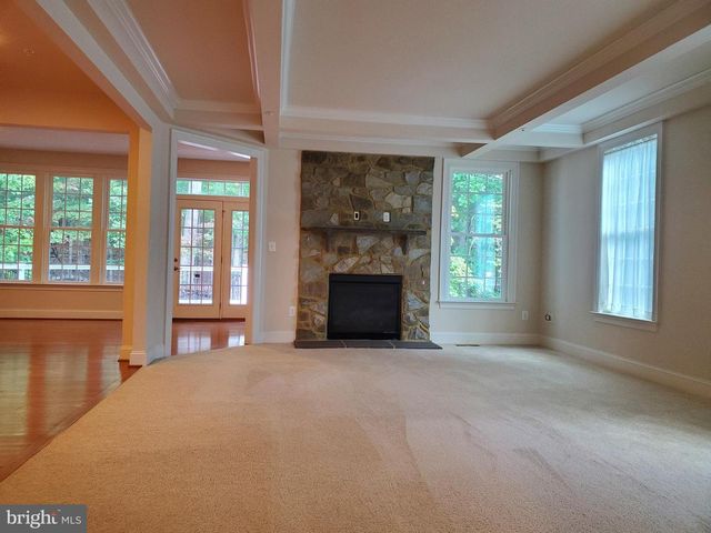 411 GREENEBAUM LN, Gaithersburg, MD 20878