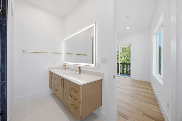 4605 Belmont Avenue 102, Dallas, TX 75204
