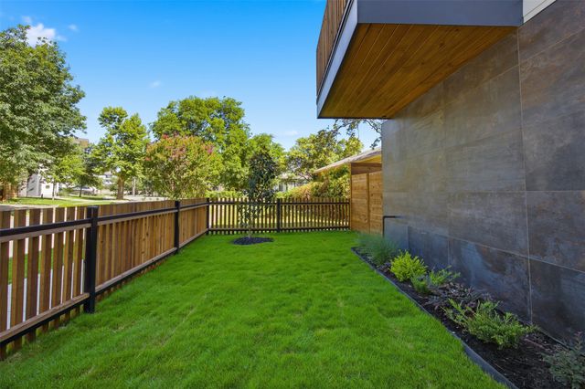 4605 Belmont Avenue 102, Dallas, TX 75204