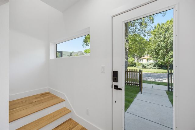 4605 Belmont Avenue 102, Dallas, TX 75204