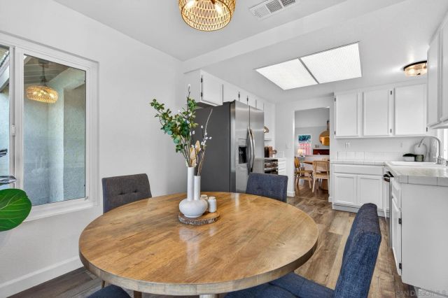 1272 Lancer Glen, Escondido, CA 92029