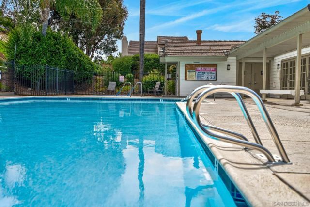 1272 Lancer Glen, Escondido, CA 92029