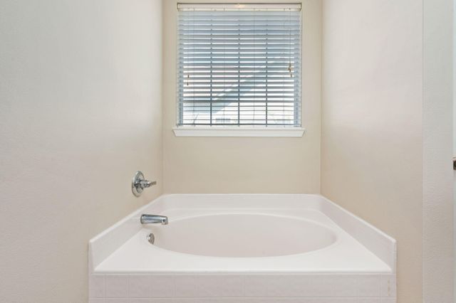 132 Peoria Boulevard, Crestview, FL 32536