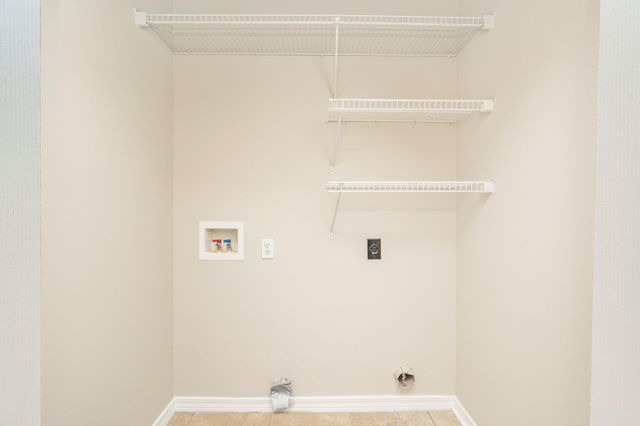 132 Peoria Boulevard, Crestview, FL 32536