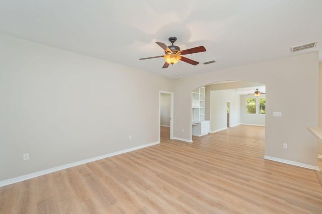 132 Peoria Boulevard, Crestview, FL 32536