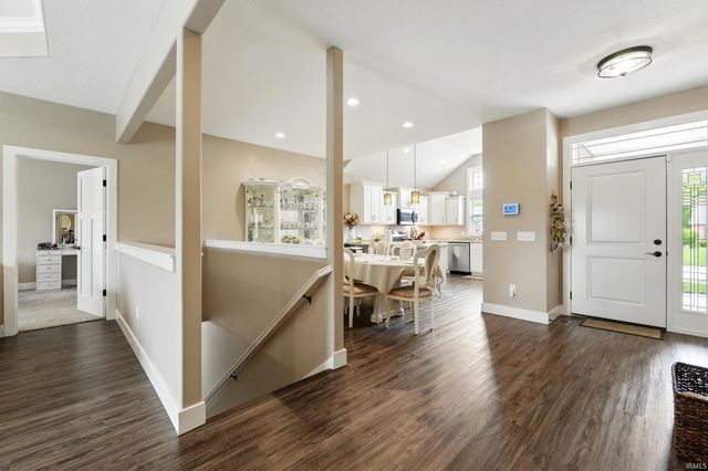 17009 Hamptons Parkway, New Haven, IN 46774