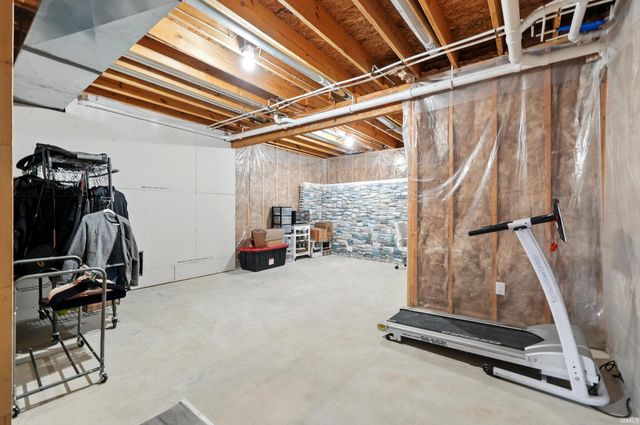 17009 Hamptons Parkway, New Haven, IN 46774