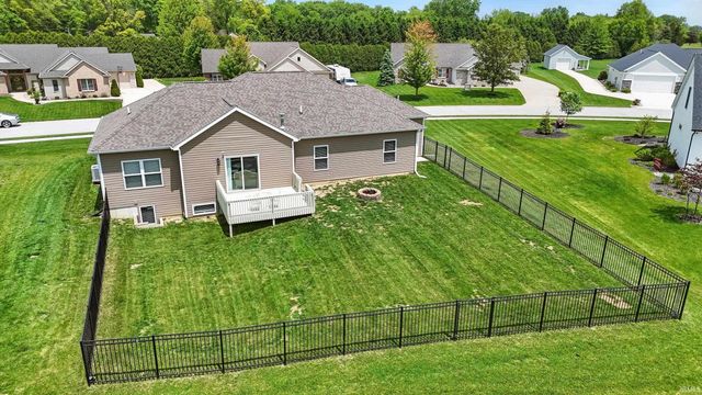 17009 Hamptons Parkway, New Haven, IN 46774