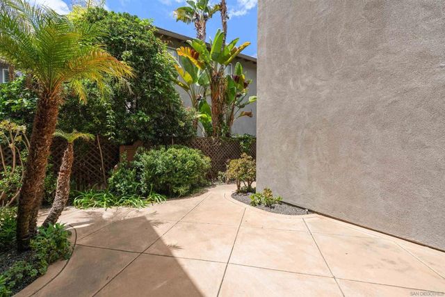 13788 Torrey Del Mar Dr, San Diego, CA 92130