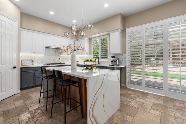 13788 Torrey Del Mar Dr, San Diego, CA 92130