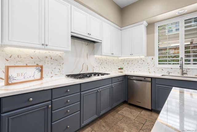13788 Torrey Del Mar Dr, San Diego, CA 92130