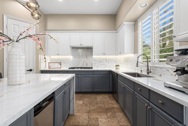 13788 Torrey Del Mar Dr, San Diego, CA 92130