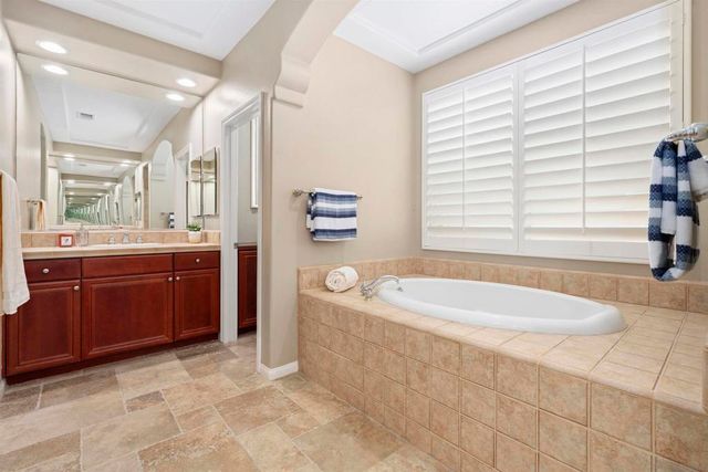 13788 Torrey Del Mar Dr, San Diego, CA 92130