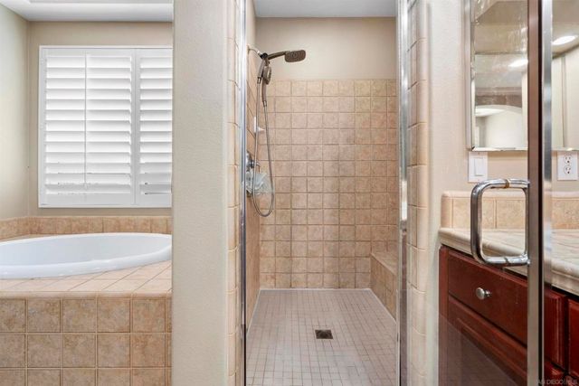 13788 Torrey Del Mar Dr, San Diego, CA 92130