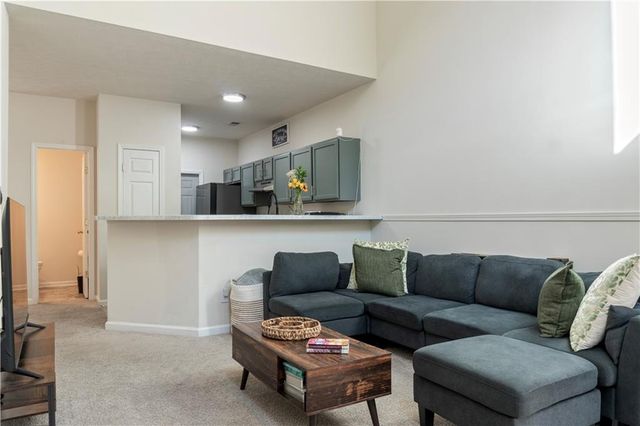 48 Hampton Drive, Cartersville, GA 30121