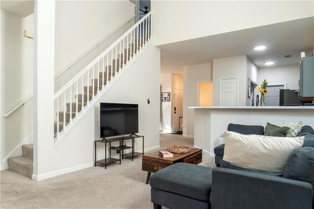 48 Hampton Drive, Cartersville, GA 30121