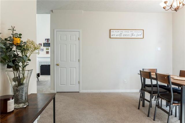 48 Hampton Drive, Cartersville, GA 30121