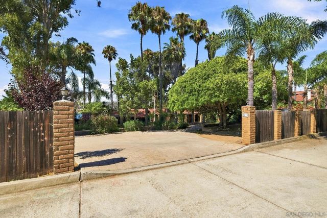 2081 Sheridan, Encinitas, CA 92024