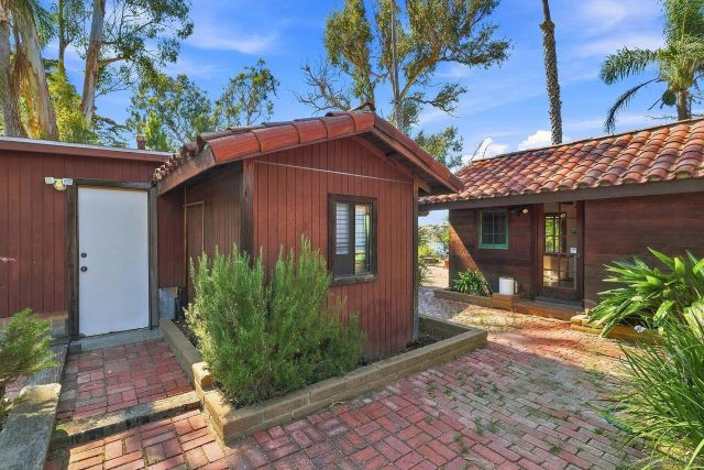 2081 Sheridan, Encinitas, CA 92024