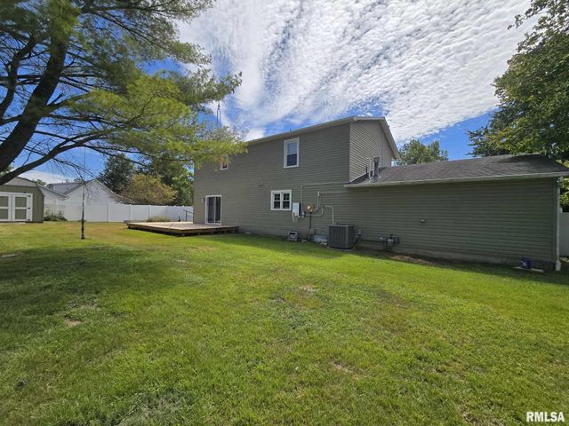 108 MOCKINGBIRD Lane, Woodlawn, IL 62898