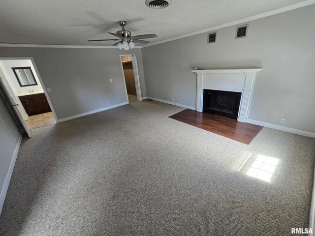 108 MOCKINGBIRD Lane, Woodlawn, IL 62898