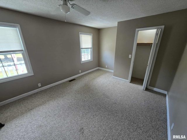 108 MOCKINGBIRD Lane, Woodlawn, IL 62898