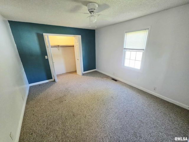 108 MOCKINGBIRD Lane, Woodlawn, IL 62898