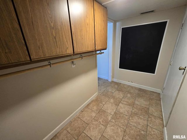 108 MOCKINGBIRD Lane, Woodlawn, IL 62898