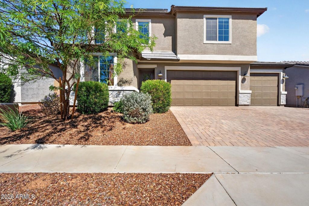 17766 W Red Fox Road, Surprise, AZ 85387 — photo 3
