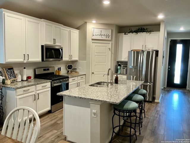 1540 Arcadian Lily, San Antonio, TX 78245