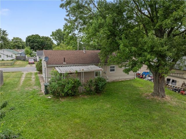 2656 22ND Street NE, Canton, OH 44705