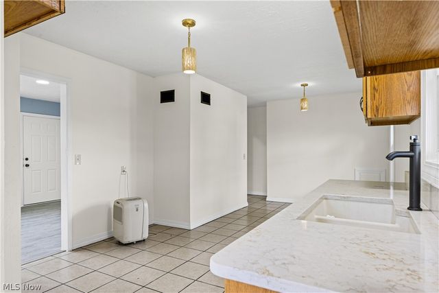 2656 22ND Street NE, Canton, OH 44705