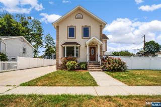 118 Monroe Street, Wanaque, NJ 07420