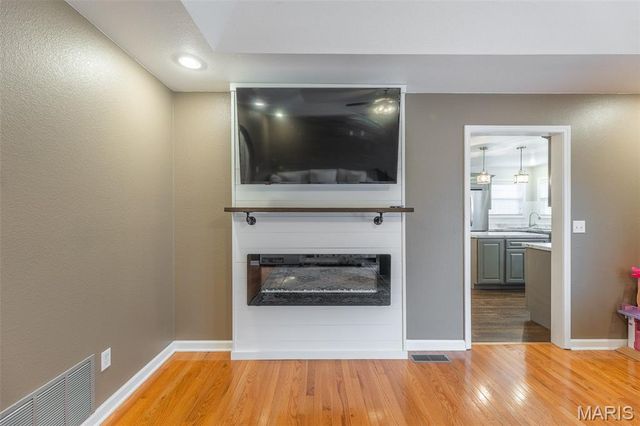 5263 State Highway J, Puxico, MO 63960