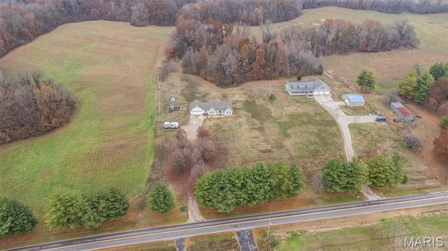 5263 State Highway J, Puxico, MO 63960