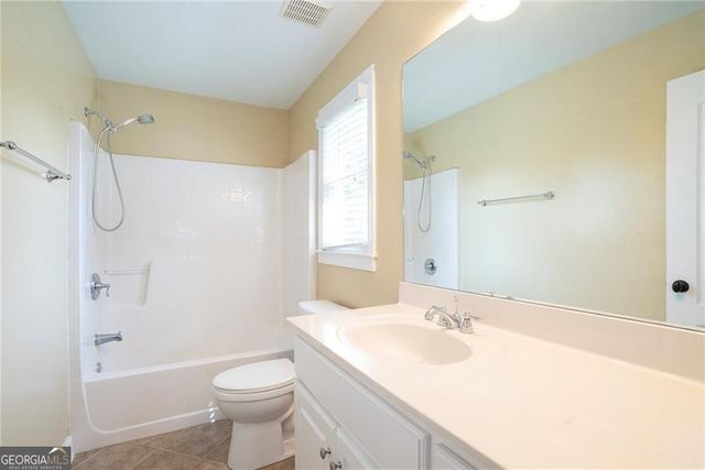 320 Baymist Drive, Loganville, GA 30052