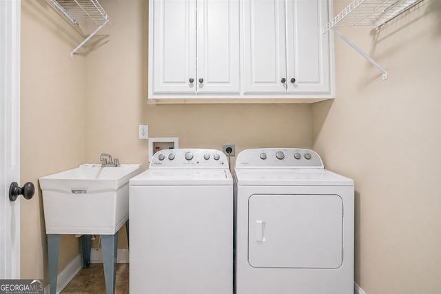 320 Baymist Drive, Loganville, GA 30052