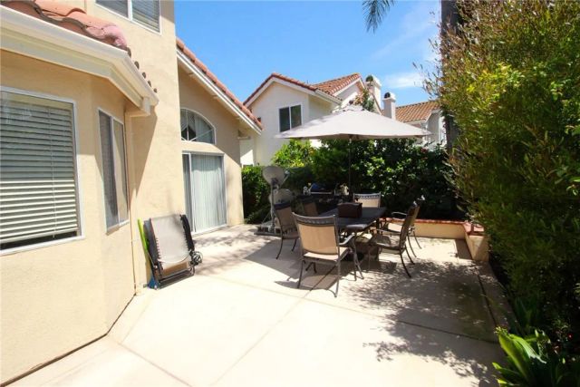 10 Sangallo, Irvine, CA 92614